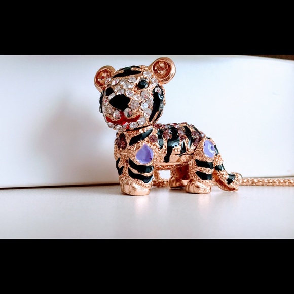 Crystal Studded Tiger Necklace movable legs head - Picture 1 of 5